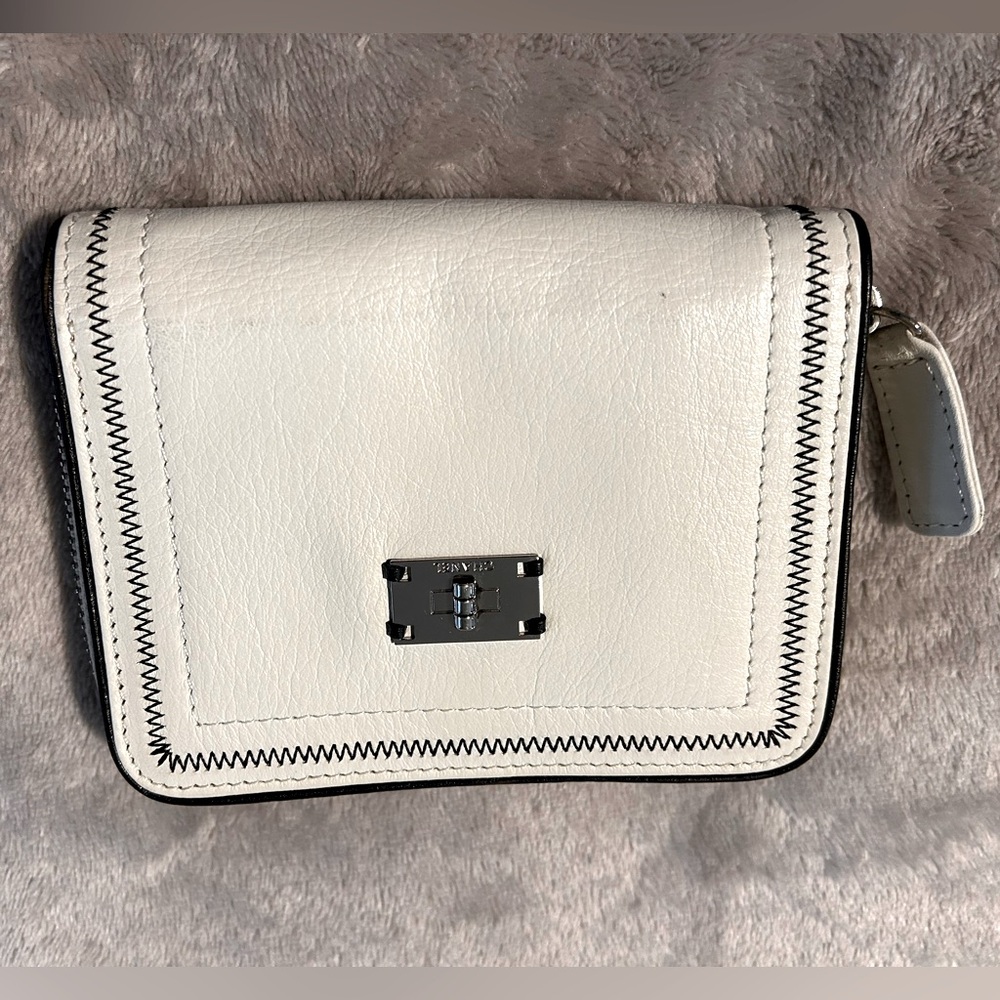 CHANEL Authenticated Light White/Black Lambskin Leather Wallet. Like New.
